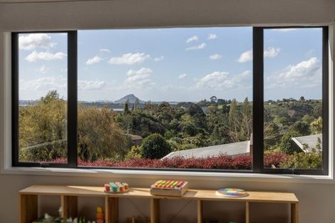 Photo of property in 4r Estates Terrace, Welcome Bay, Tauranga, 3175