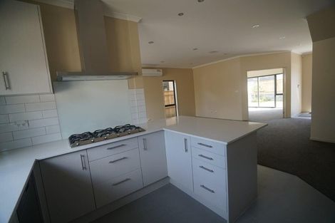 Photo of property in 6 Uruhau Close, Torbay, Auckland, 0630