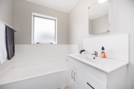 Photo of property in 49 Kaimanawa Street, Kelvin Grove, Palmerston North, 4414