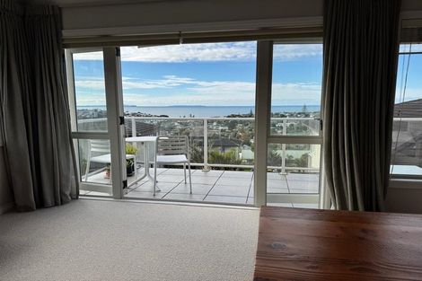 Photo of property in 235b East Coast Road, Mairangi Bay, Auckland, 0630