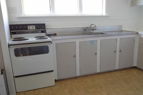 Photo of property in 195 South Road, Spotswood, New Plymouth, 4310