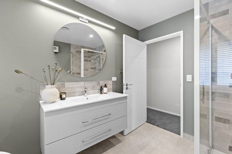 Photo of property in 54 Freedom Drive, Kelvin Grove, Palmerston North, 4414