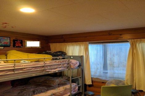 Photo of property in 2a Lauderdale Road, Birkdale, Auckland, 0626