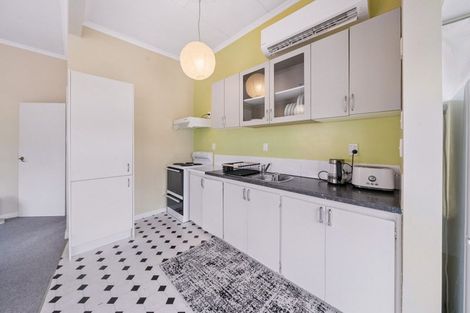 Photo of property in 39 Roy Street, Newtown, Wellington, 6021