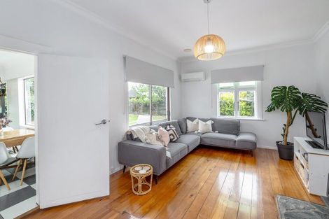 Photo of property in 30 Augustus Street, Carterton, 5713