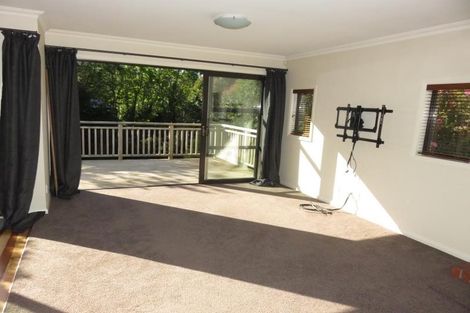 Photo of property in 15 Ranui Crescent, Khandallah, Wellington, 6035