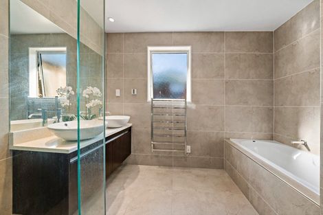 Photo of property in 52 Corricvale Way, Northcross, Auckland, 0630