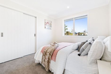 Photo of property in 18 Blackadder Road, Pegasus, 7612