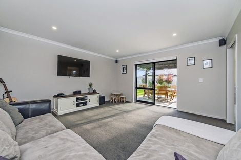 Photo of property in 31 Navy Loop, Rolleston, 7614