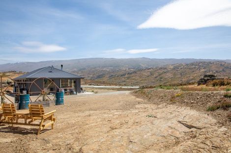 Photo of property in 375 Conroys Road, Conroys Gully, Alexandra, 9392