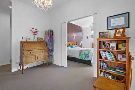 Photo of property in 183 Taylor Street, Cambridge, 3434