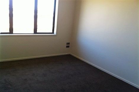 Photo of property in 102u7 Old Farm Road, Hamilton East, Hamilton, 3216