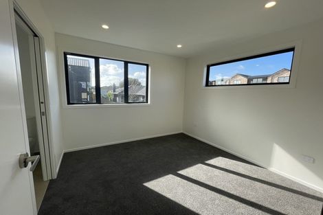 Photo of property in 1/63 Taikata Road, Te Atatu Peninsula, Auckland, 0610