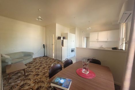 Photo of property in 112 Moray Place, Dunedin Central, Dunedin, 9016