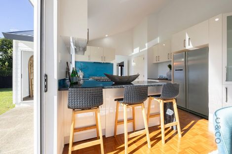 Photo of property in 4 Vintners Close, Huapai, Kumeu, 0810