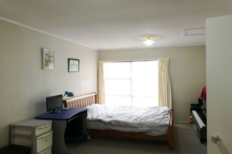 Photo of property in 3/29 Garelja Road, Henderson, Auckland, 0612