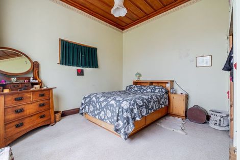 Photo of property in 42 Alfredton Road, Eketahuna, 4900