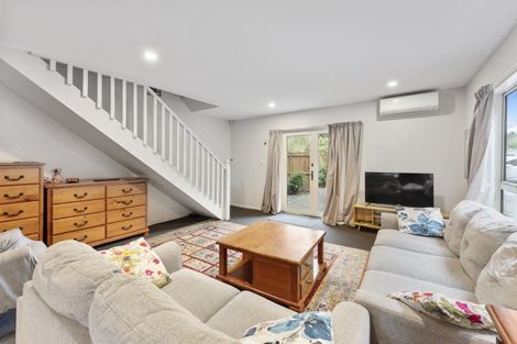 Photo of property in 8 Waldie Grove, Avalon, Lower Hutt, 5011
