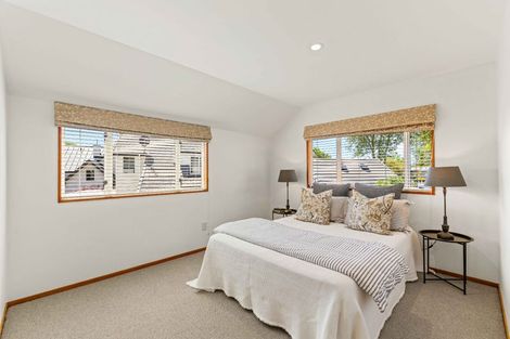 Photo of property in 8 Swanleigh Place, Ilam, Christchurch, 8041