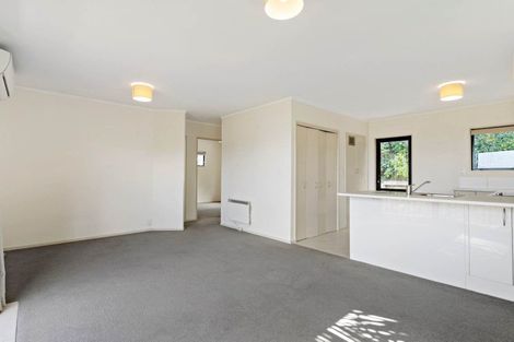 Photo of property in 899a East Coast Road, Northcross, Auckland, 0632