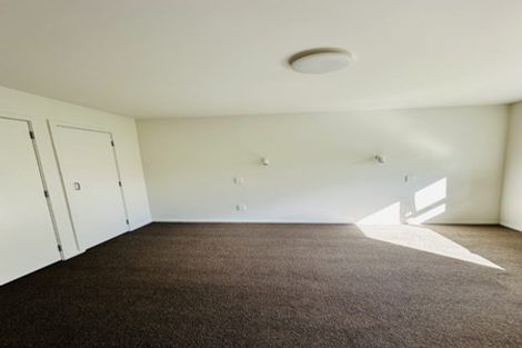Photo of property in 6 Gill Road, Lowry Bay, Lower Hutt, 5013