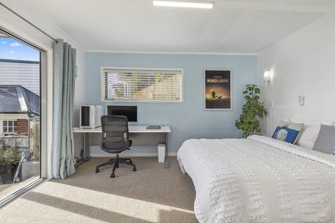 Photo of property in 69 Mantell Street, Seatoun, Wellington, 6022