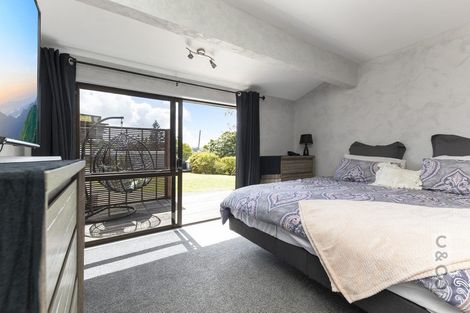 Photo of property in 24 Maude Street, Riverhead, 0820