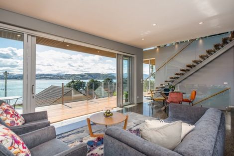 Photo of property in 314a Queens Drive, Lyall Bay, Wellington, 6022