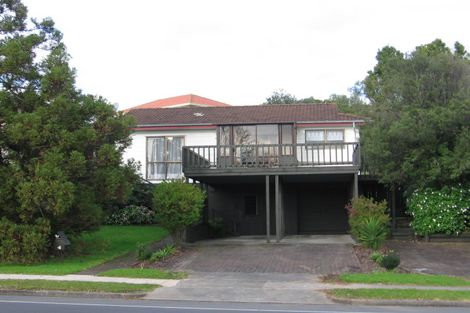 Photo of property in 44 Everglade Drive, Goodwood Heights, Auckland, 2105