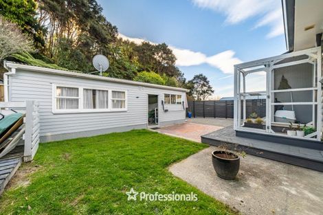 Photo of property in 14 Pinehaven Road, Pinehaven, Upper Hutt, 5019