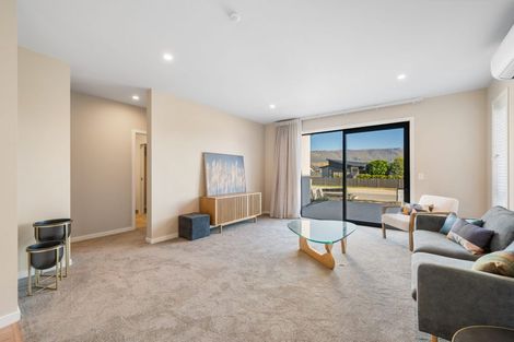 Photo of property in 16 Woods Crescent, Cromwell, 9310