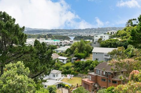 Photo of property in 10 Houston Grove, Miramar, Wellington, 6022