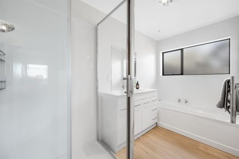 Photo of property in 150 Whitford Road, Somerville, Auckland, 2014