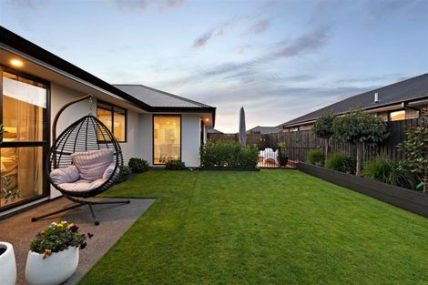 Photo of property in 52 Stationmasters Way, Prebbleton, 7604