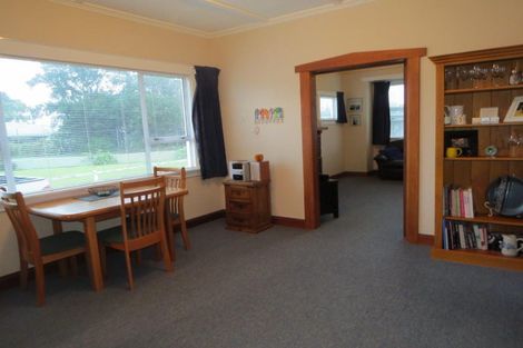 Photo of property in 5 Maratahu Street, Westown, New Plymouth, 4310