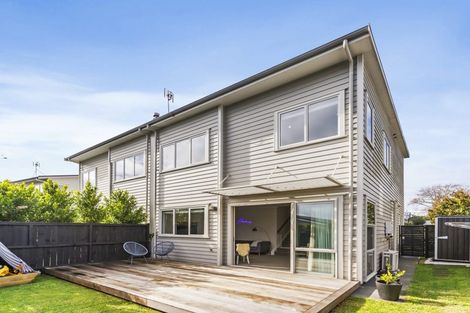 Photo of property in 35 Whenuapai Drive, Whenuapai, Auckland, 0618