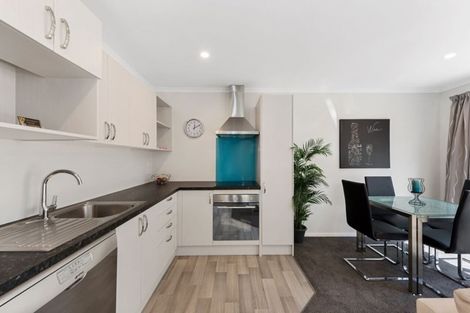 Photo of property in 13u2 Jones Crescent, Melville, Hamilton, 3206