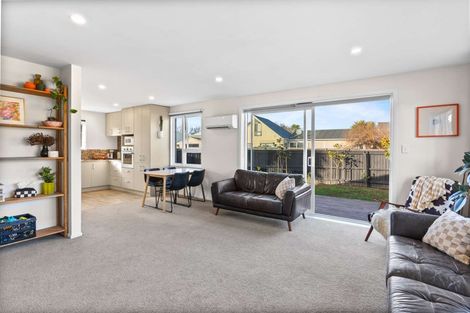 Photo of property in 1/15 Marriotts Road, North New Brighton, Christchurch, 8083