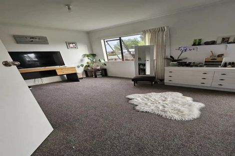 Photo of property in 16 Malcolm Street, Martinborough, 5711