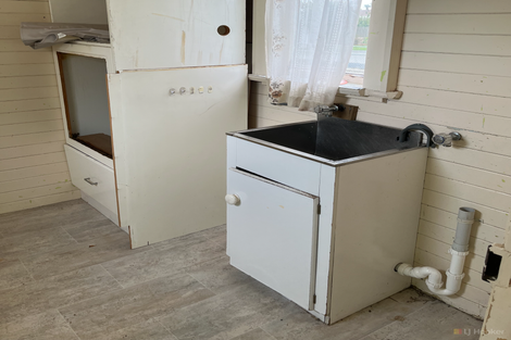 Photo of property in 6-6a Timaru Road, Waimate, 7924