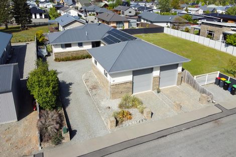 Photo of property in 27 Rhoboro Road, Twizel, 7901