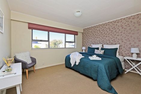 Photo of property in 3/11 Church Road, Taradale, Napier, 4112