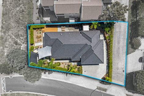 Photo of property in 16 Lagoon View, Gulf Harbour, Whangaparaoa, 0930