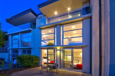 Photo of property in The Beeches Apartments, 13/60 Hallenstein Street, Queenstown, 9300