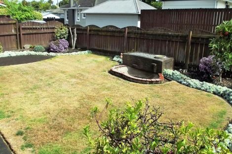 Photo of property in 2/64 Marne Road, Papakura, 2110