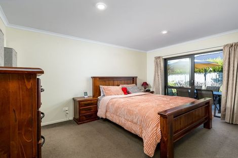 Photo of property in 17 Eric Batchelor Place, Waimate, 7924
