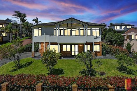 Photo of property in 11 Lamia Place, The Gardens, Auckland, 2105