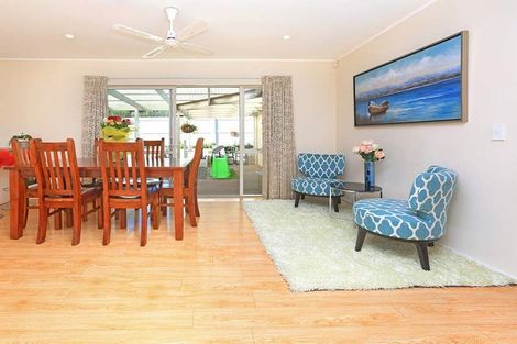 Photo of property in 10 Monivea Place, East Tamaki Heights, Auckland, 2016