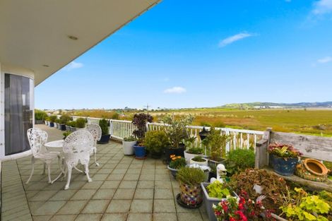 Photo of property in 9 Phoenix Heights, Mount Maunganui, 3116