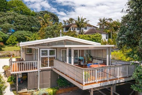 Photo of property in 94 Saddleback Rise, Murrays Bay, Auckland, 0630